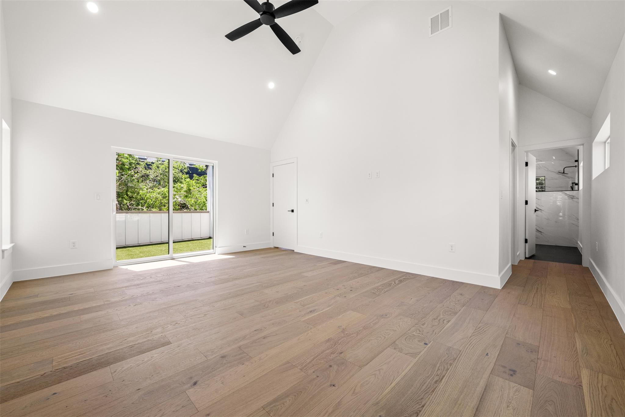 1305 Walnut Ave