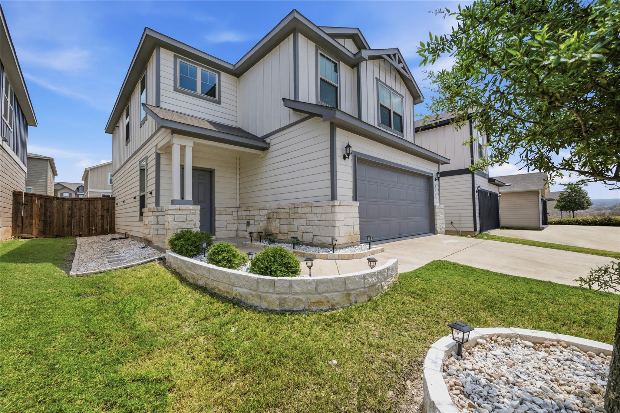 316 Stone Water LN