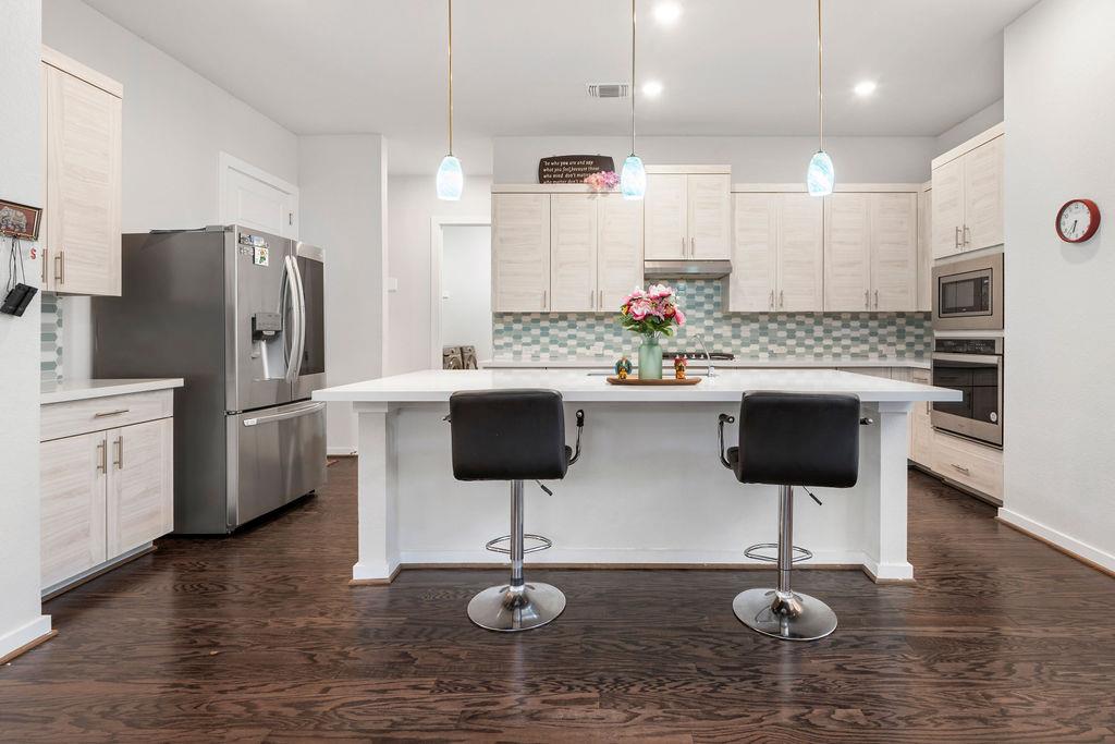 6512 Covina LN