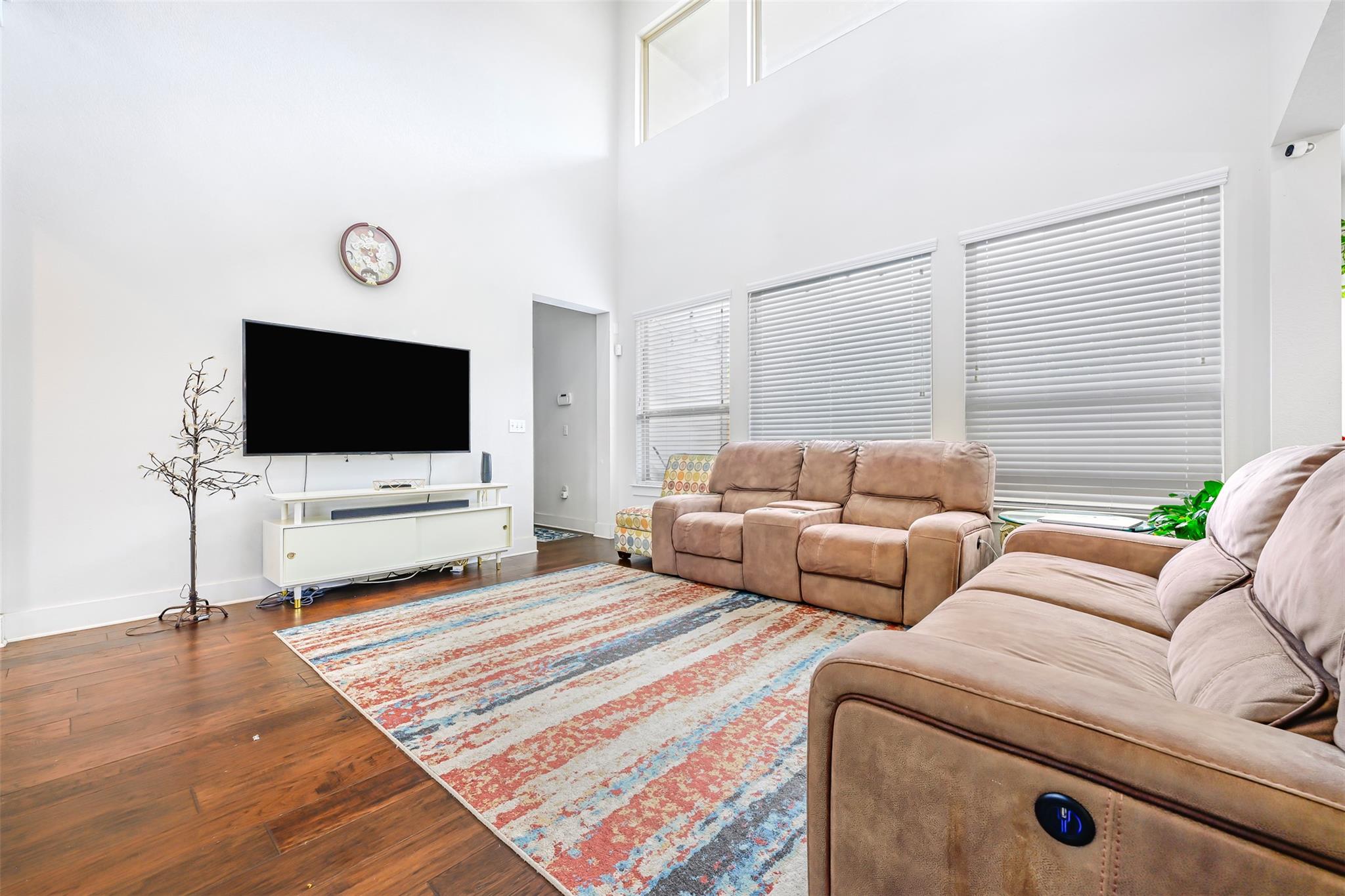 14703 Stillman BND