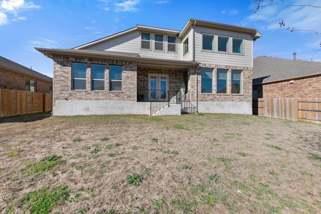 2921 Saint Paul Rivera LN