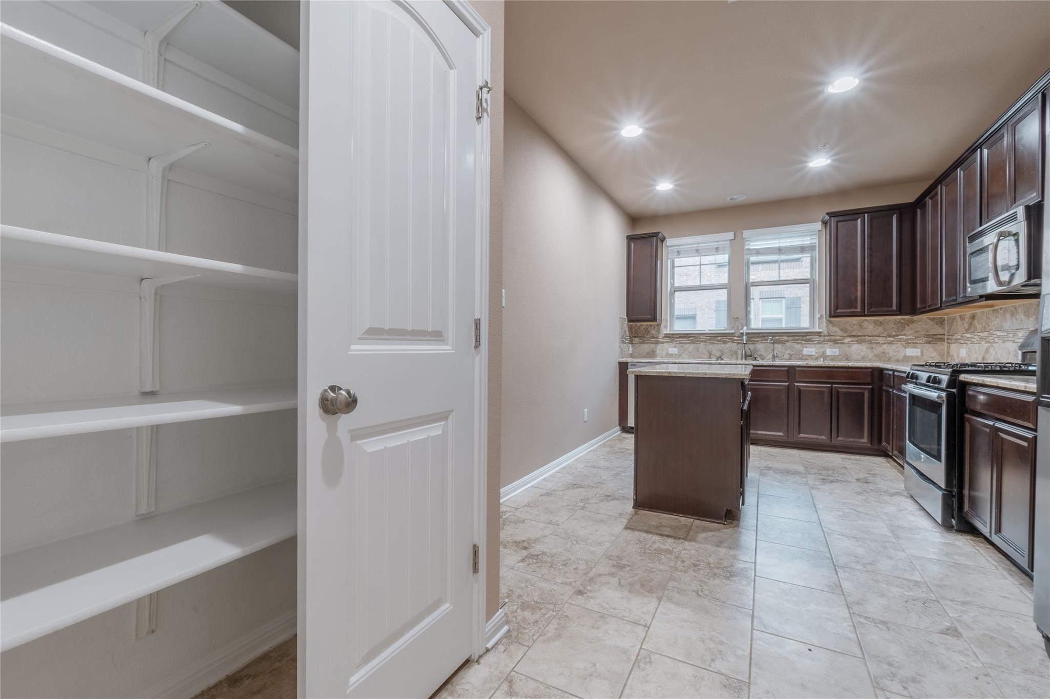 7220 Wyoming Springs DR # 203