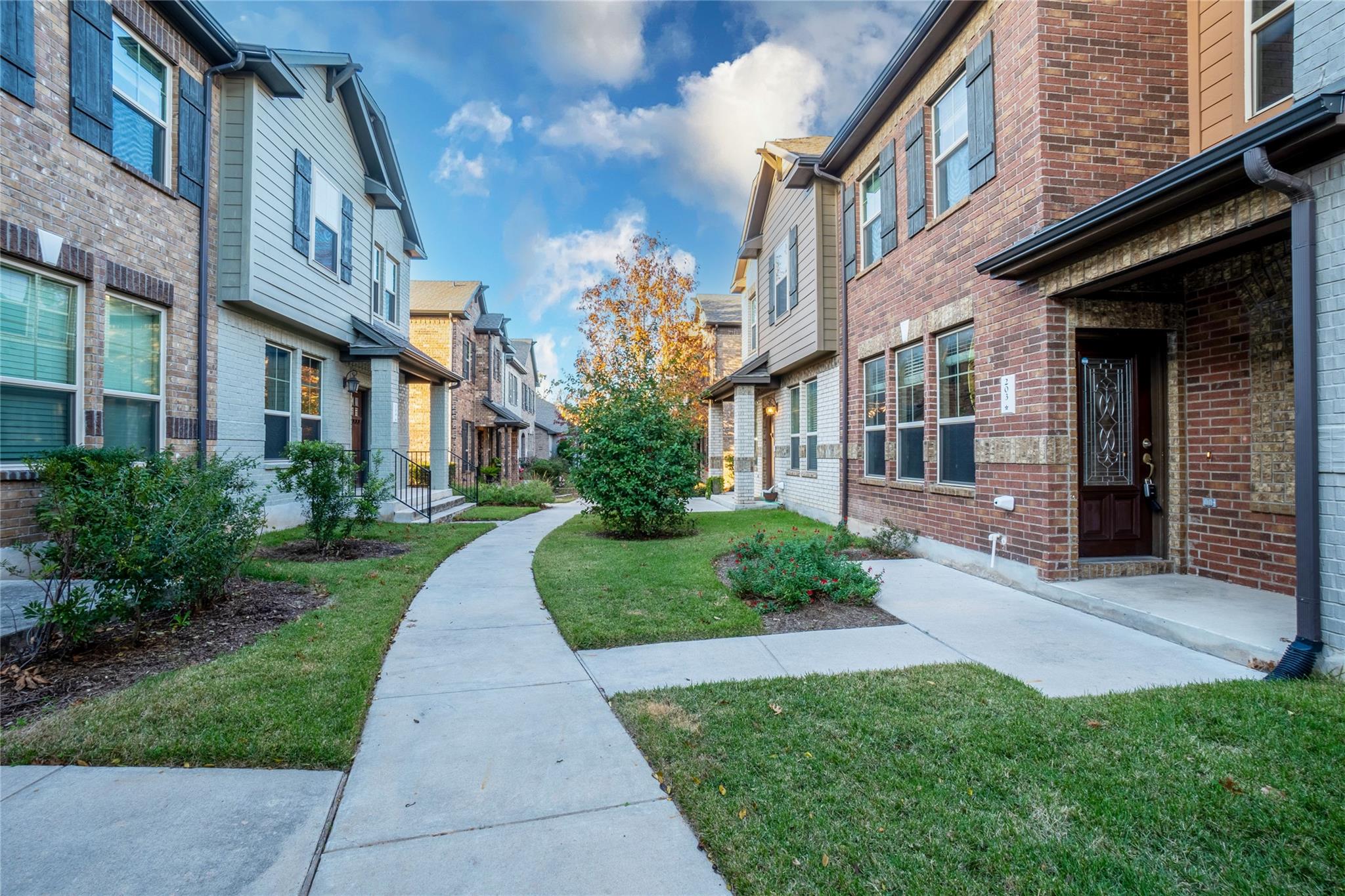 7220 Wyoming Springs DR # 203