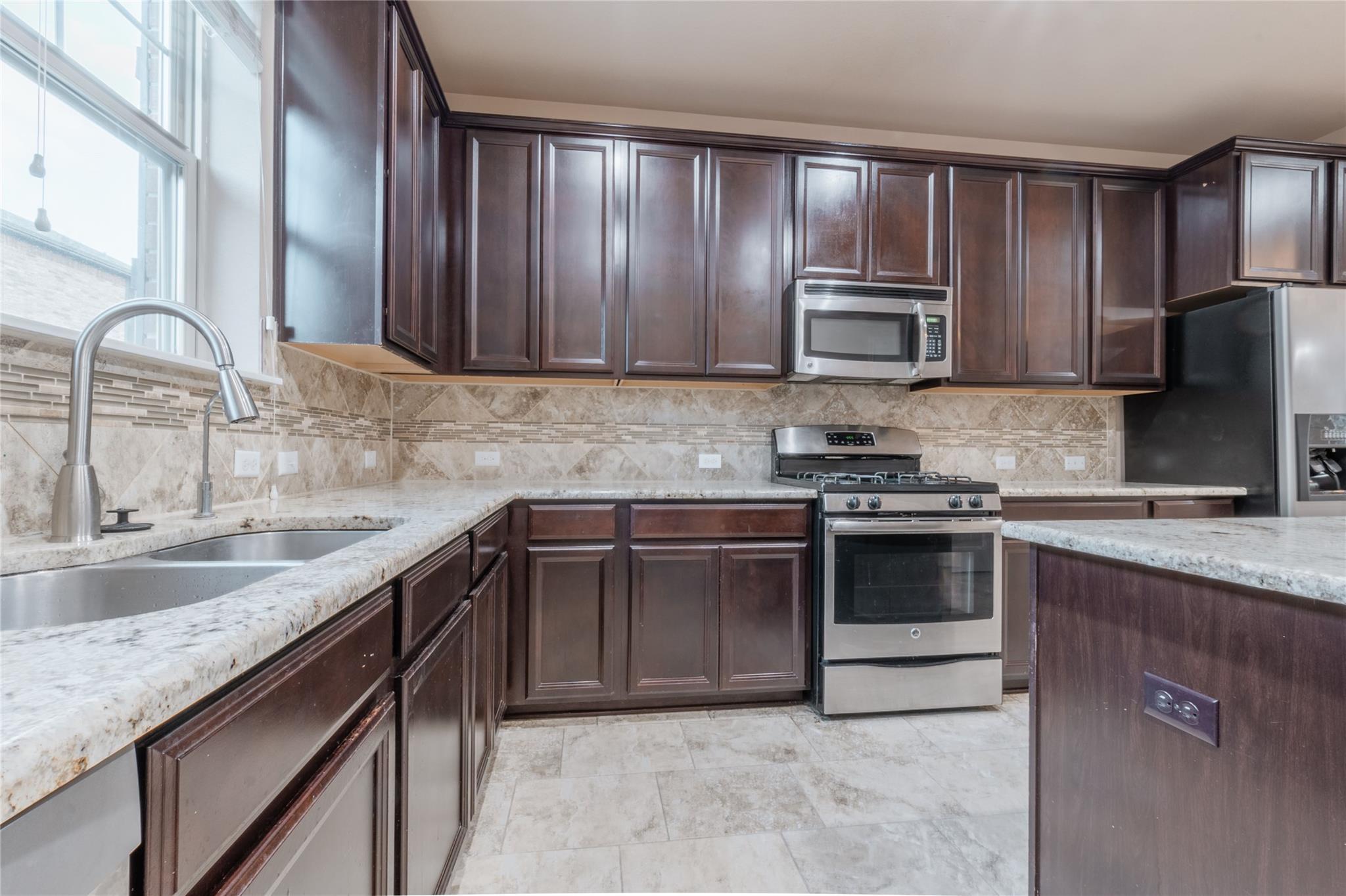 7220 Wyoming Springs DR # 203