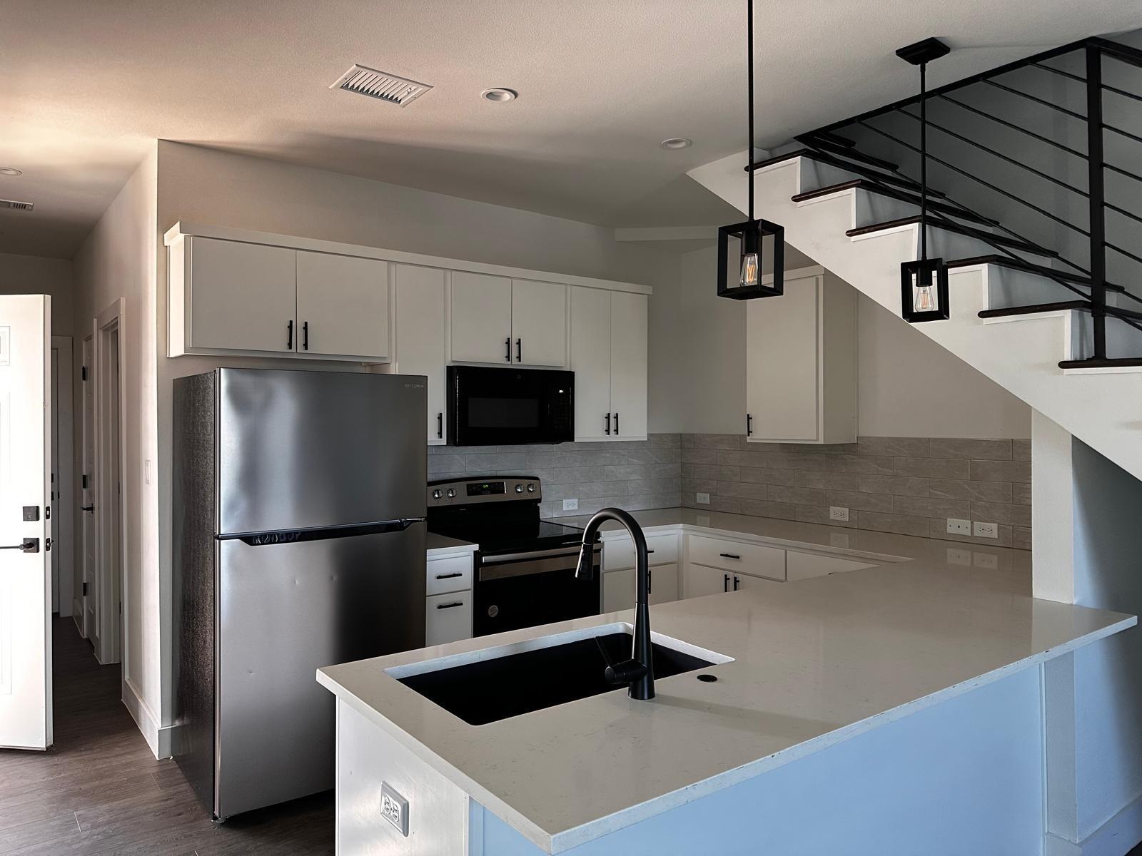 21212 Portsmouth CV # A