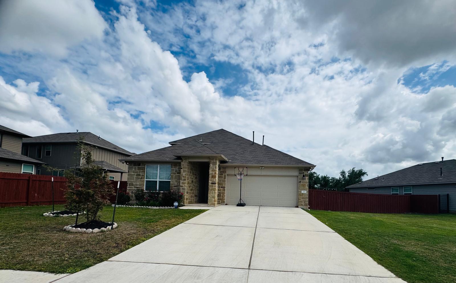 113 Queen Anne DR