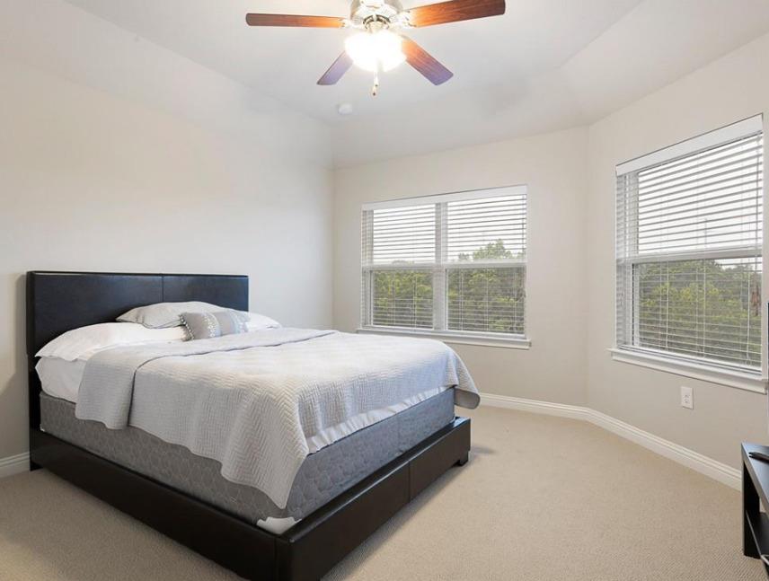 1329 Brome DR