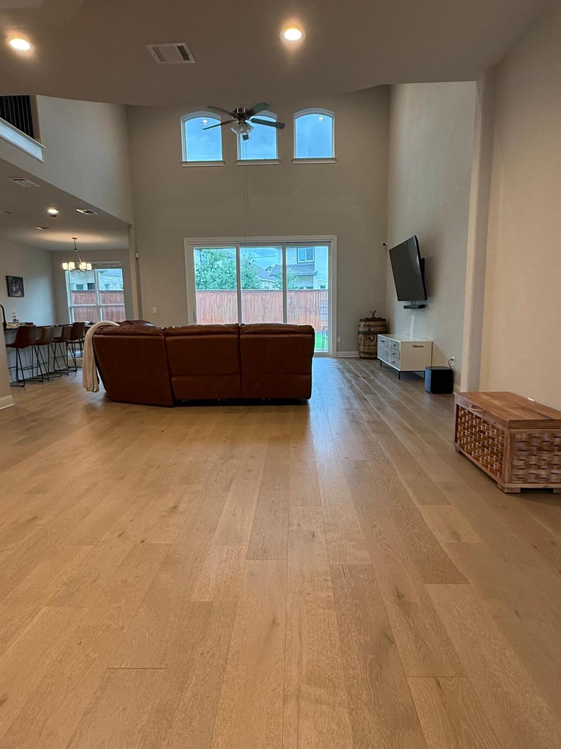1329 Brome DR