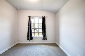 109 Lorena LN