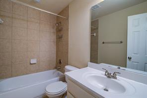 3204 Sanibel CT