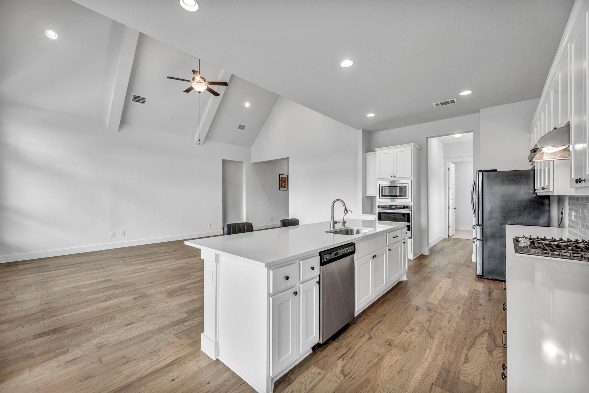151 ROSE HEATH LN