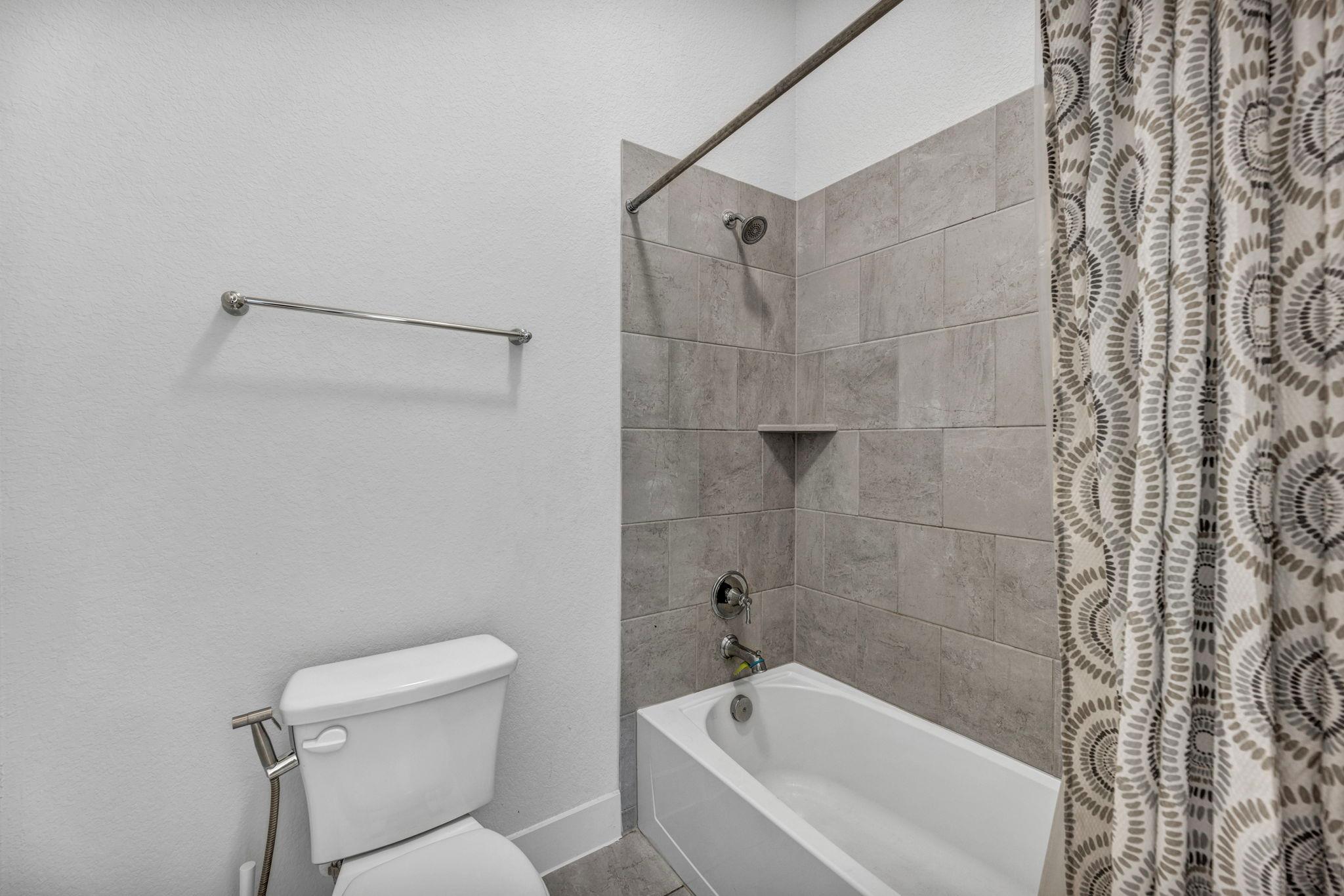 151 ROSE HEATH LN
