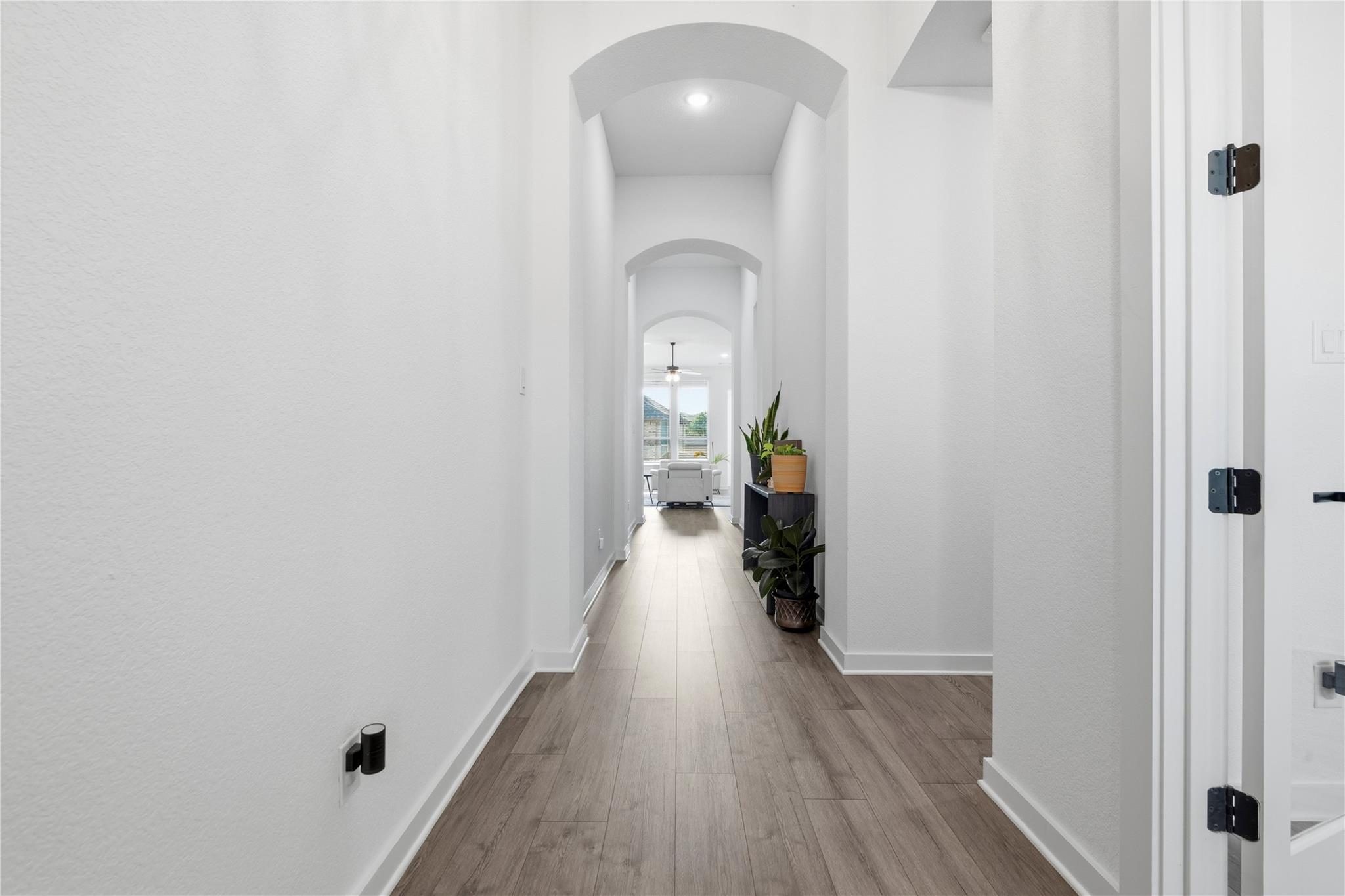 929 Mollie McBride LN