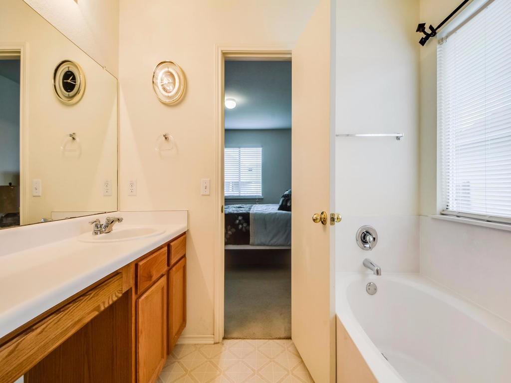 203 Fistral DR