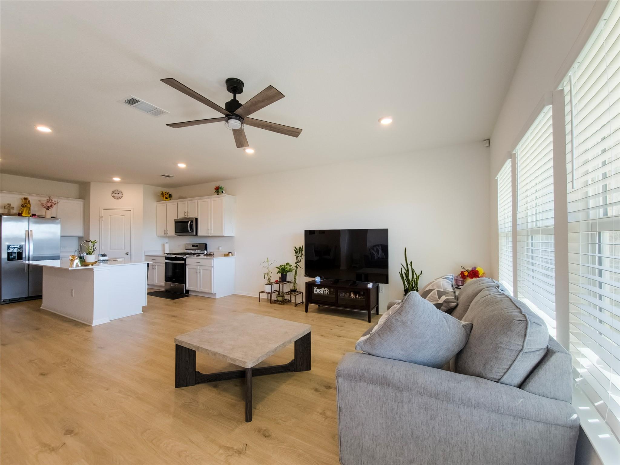 2333 March Hare TRCE