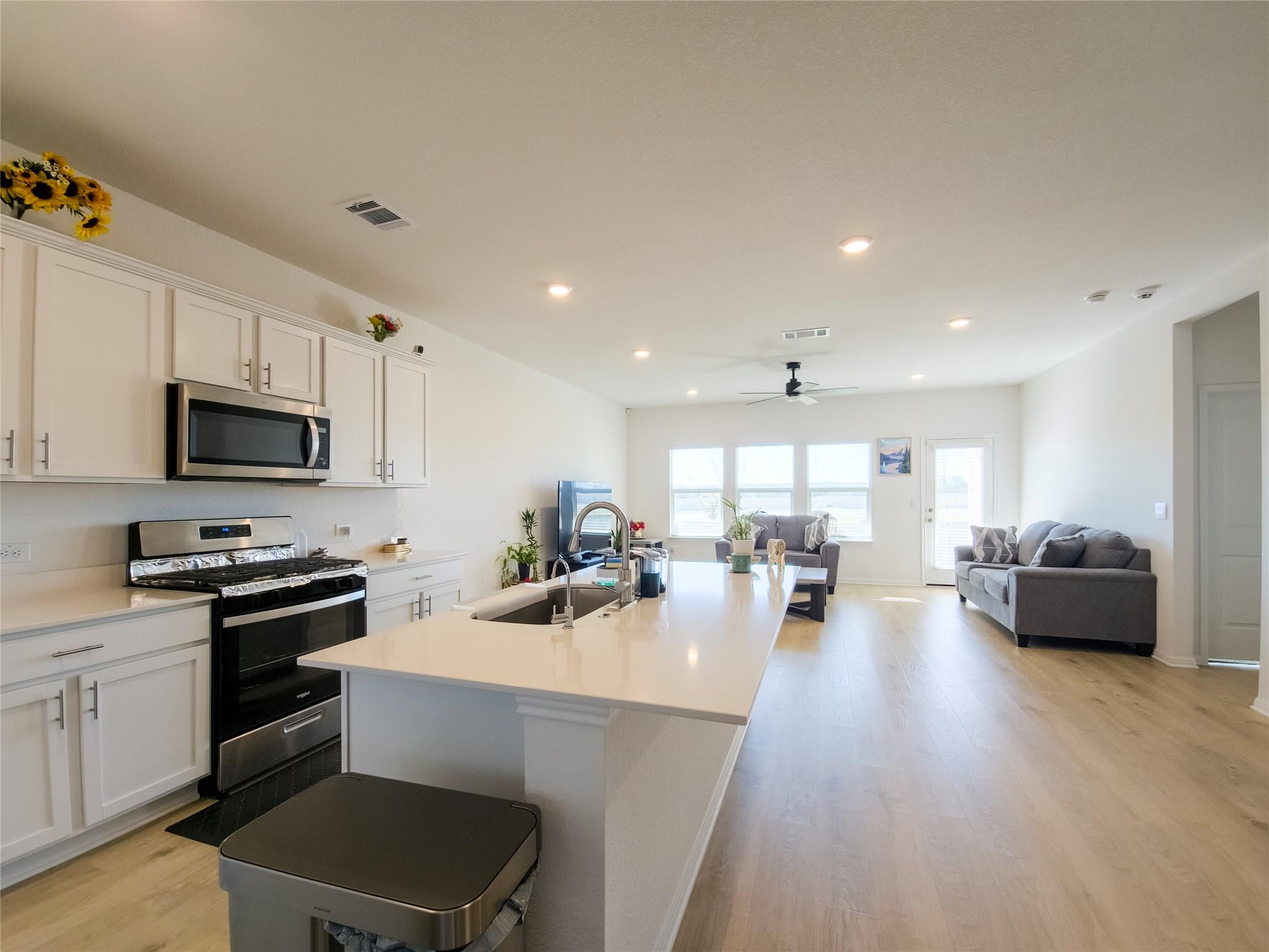 2333 March Hare TRCE