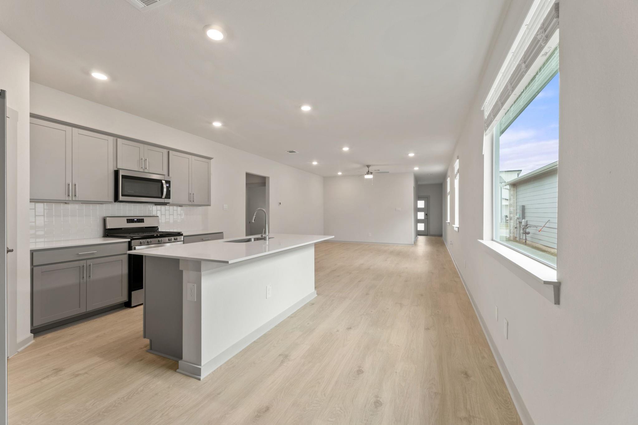237 Ashford ST