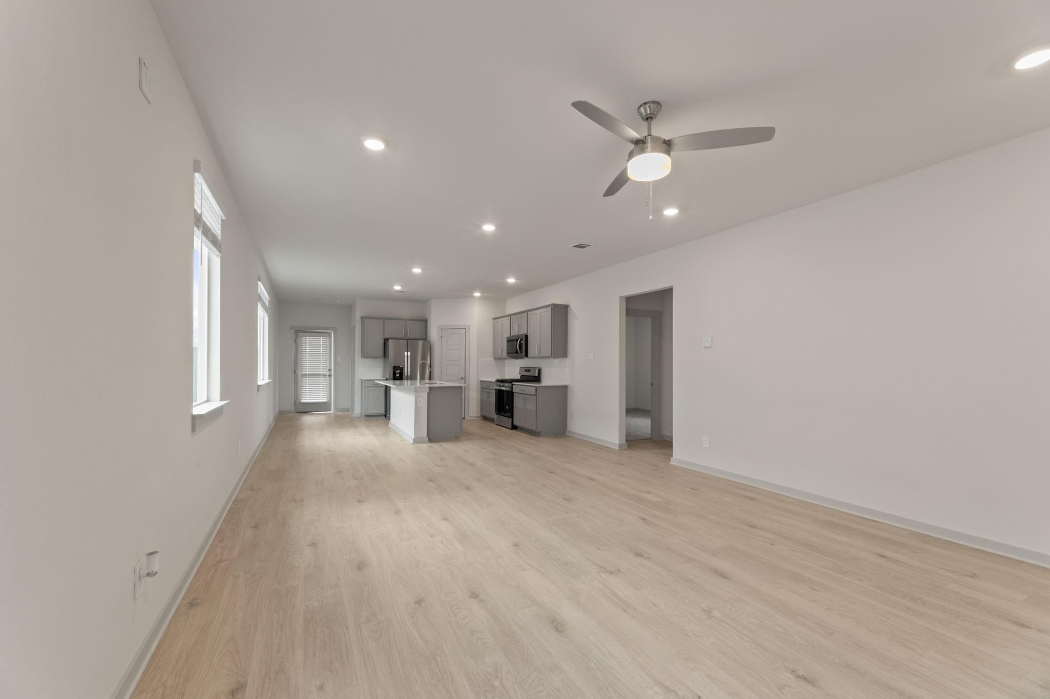 237 Ashford ST