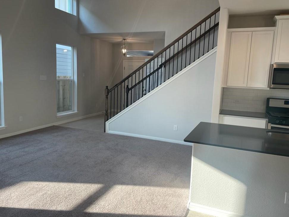 12809 Gilliland LN