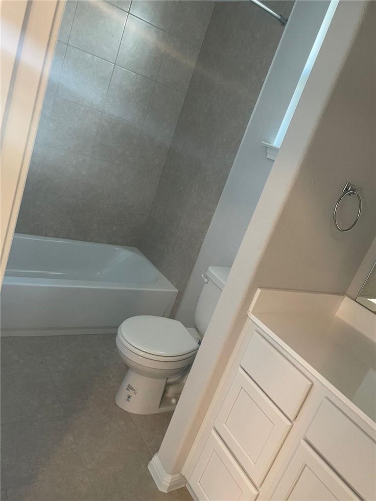 12809 Gilliland LN