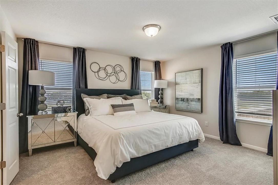 12809 Gilliland LN