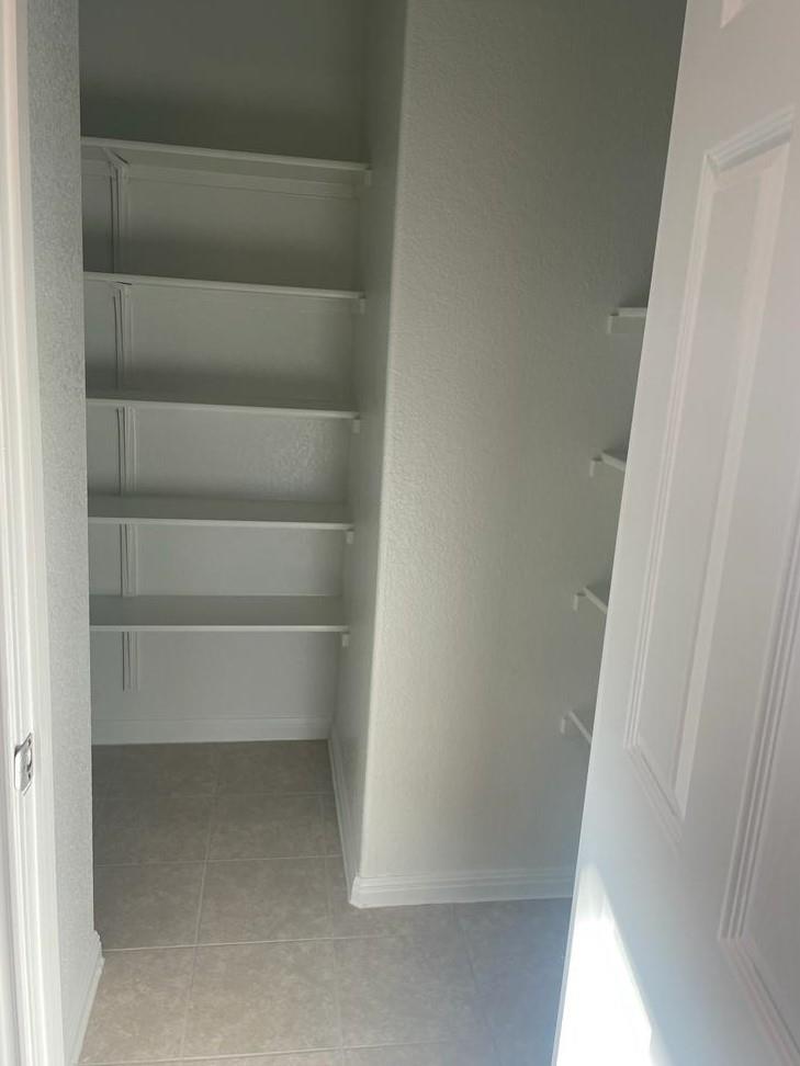 12809 Gilliland LN