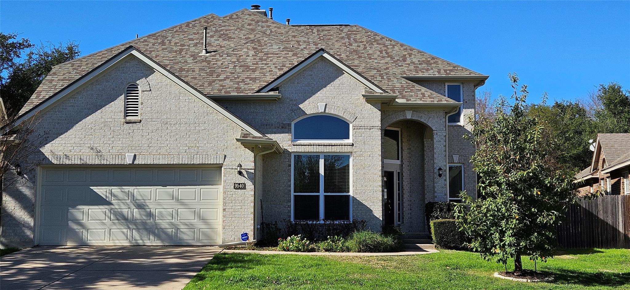 9540 Aire Libre DR