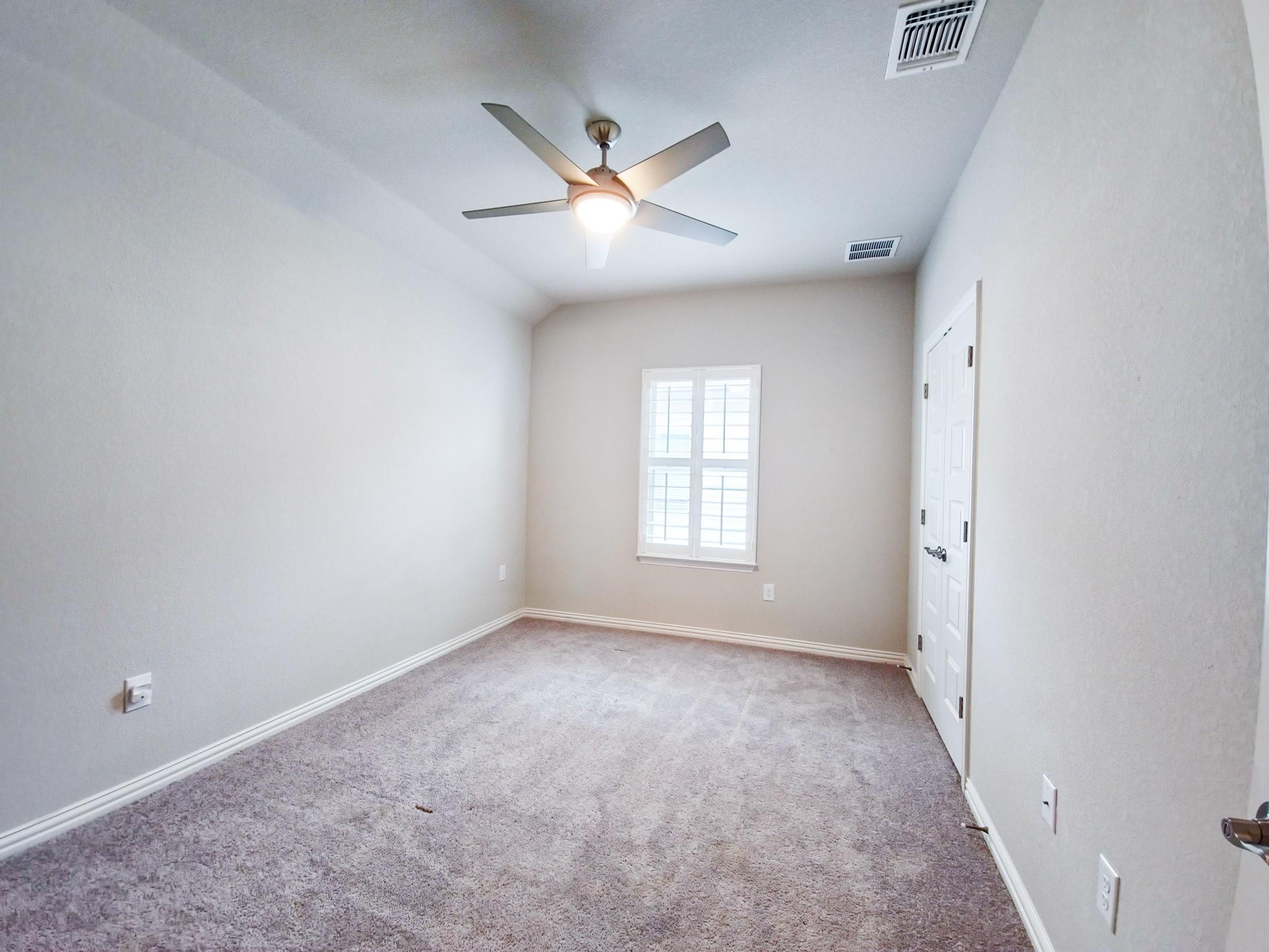 12716 Bloomington DR