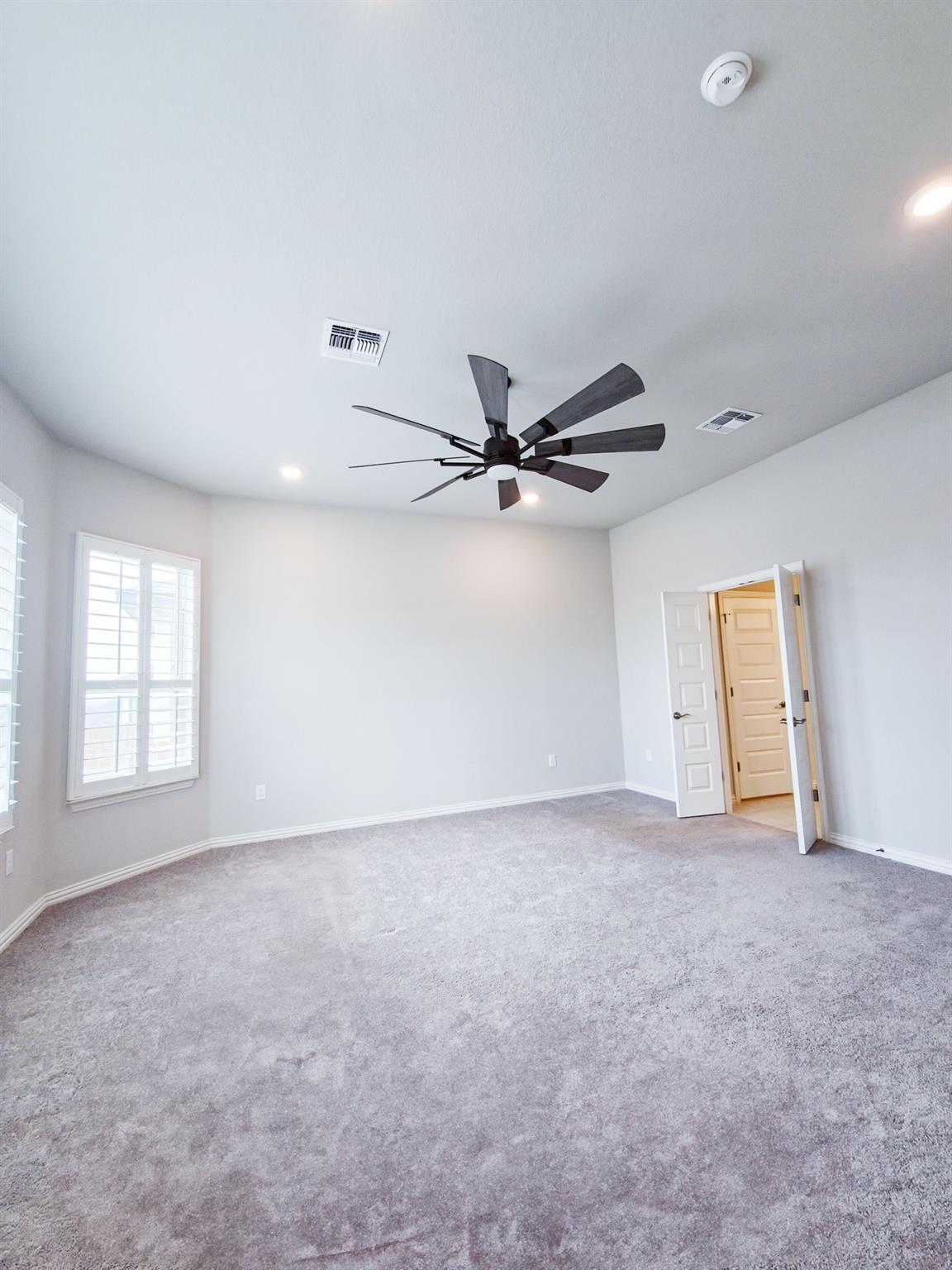 12716 Bloomington DR