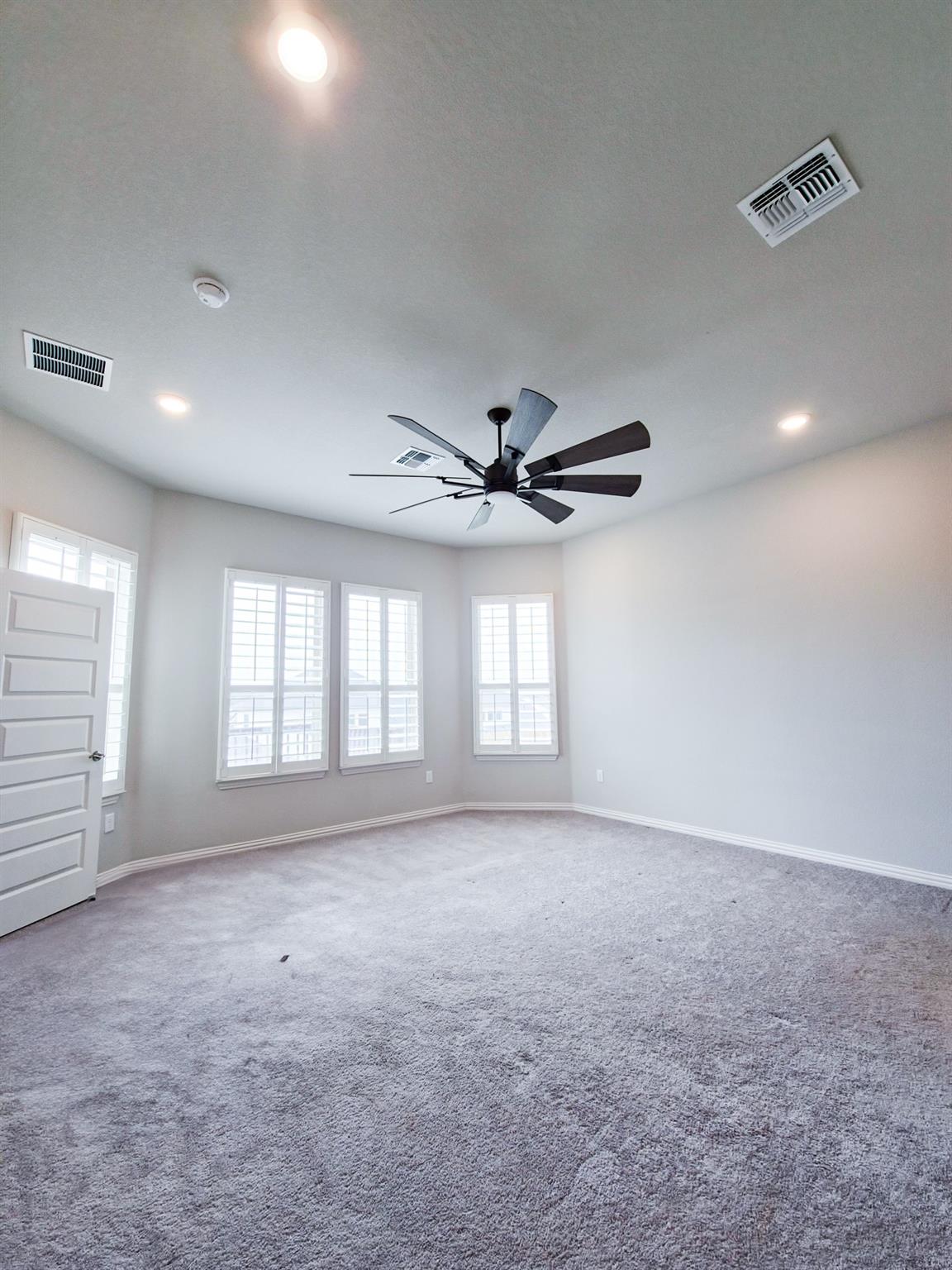 12716 Bloomington DR