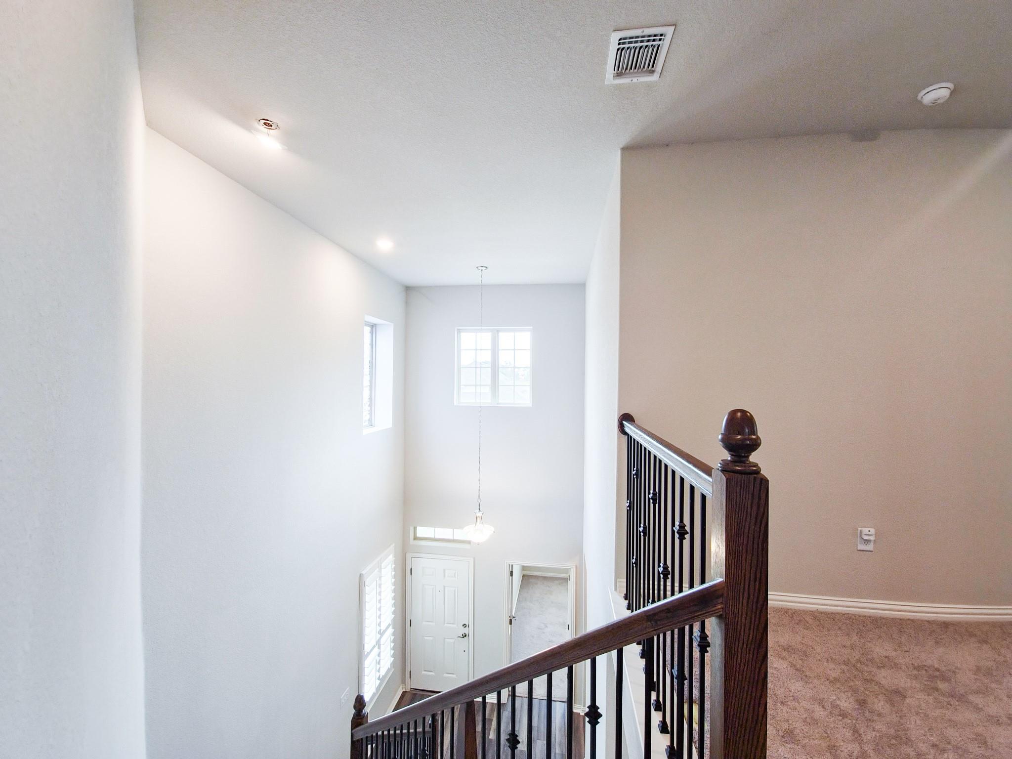 12716 Bloomington DR