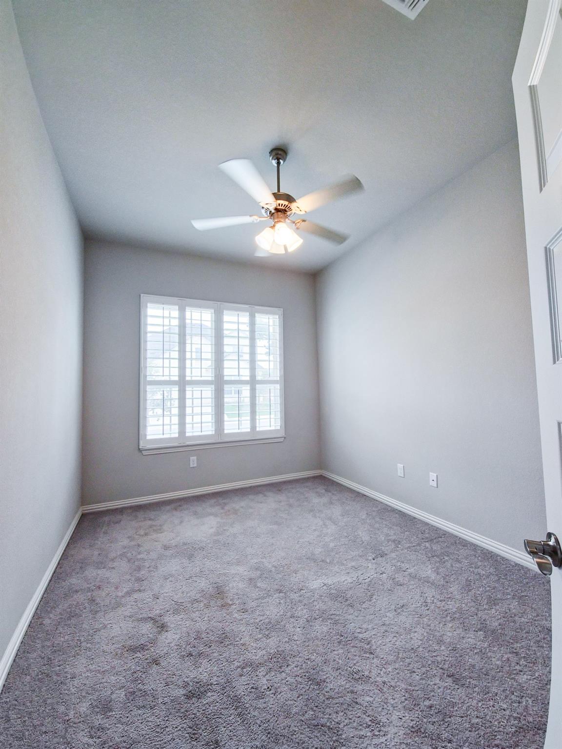 12716 Bloomington DR