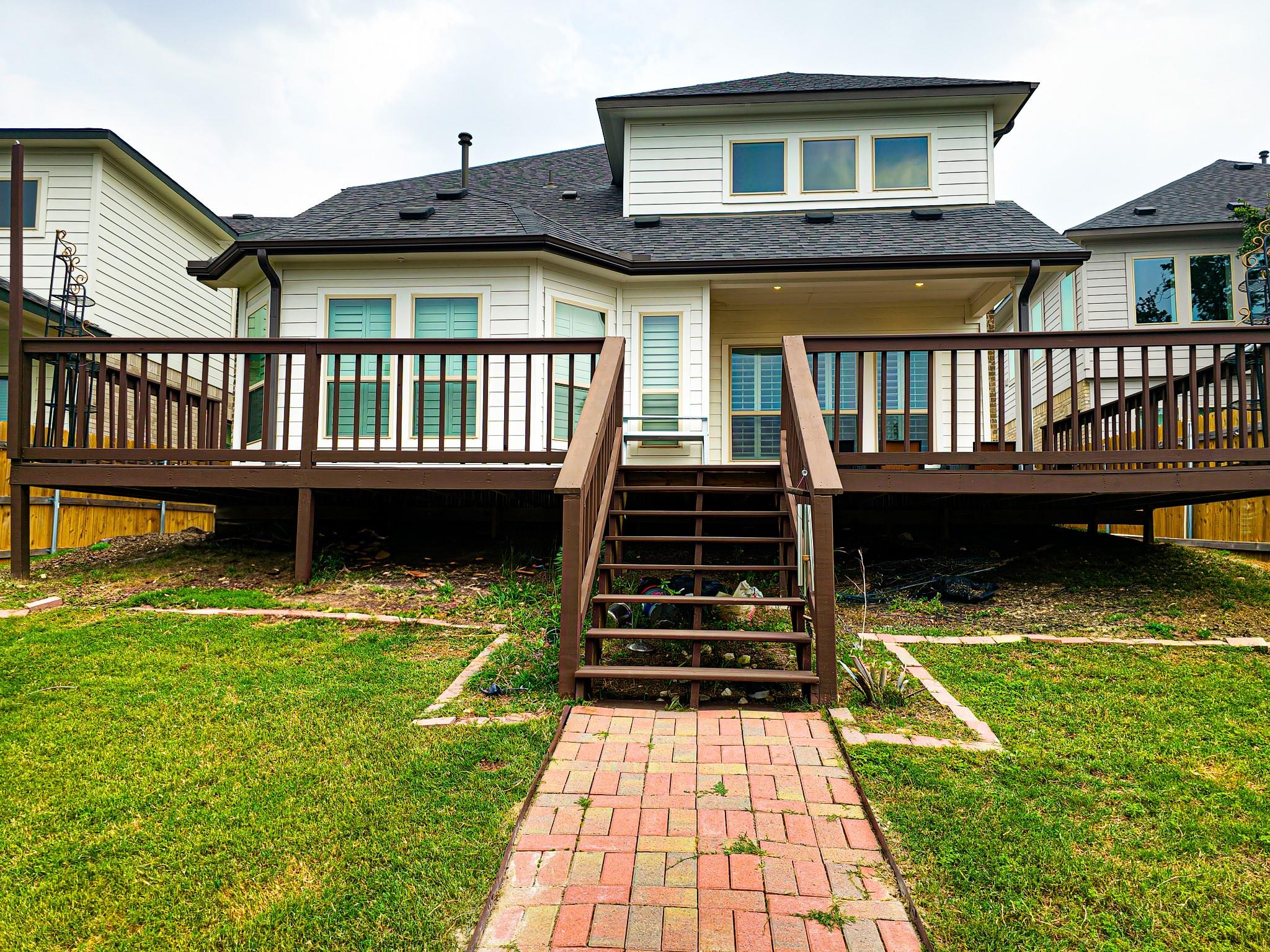 12716 Bloomington DR