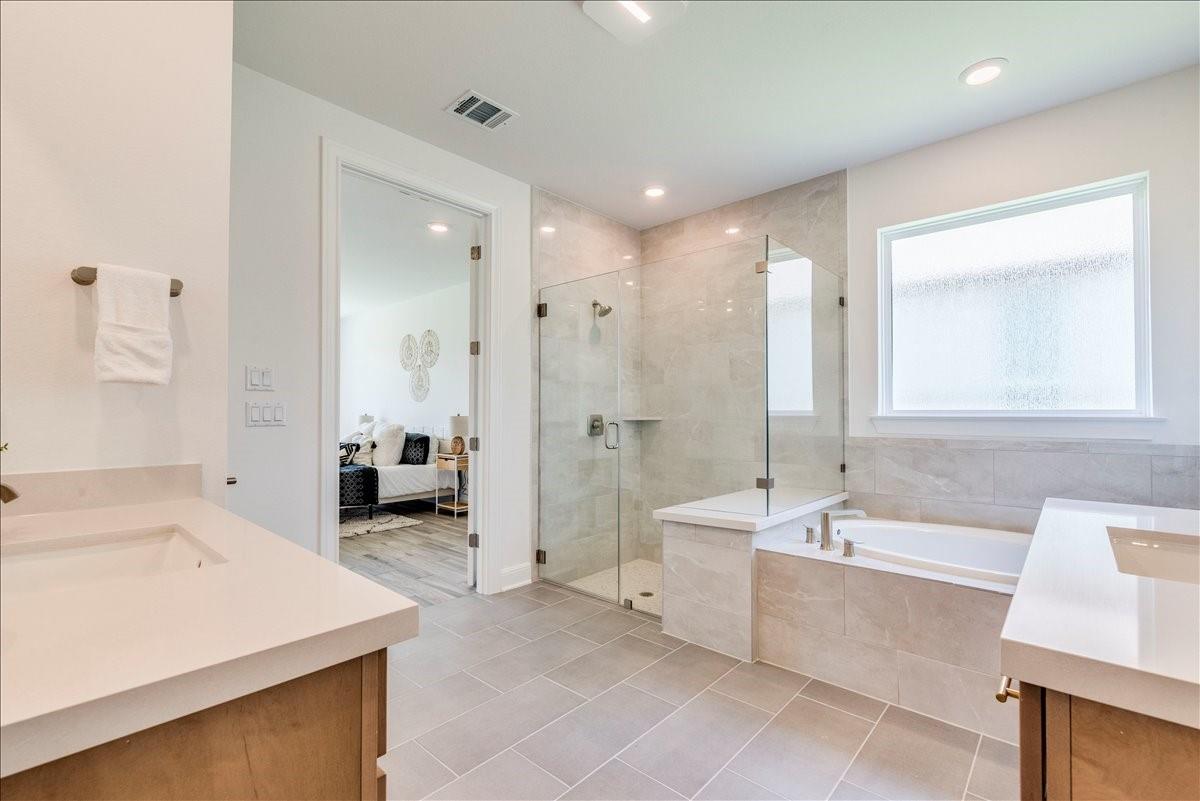 597 Pear Tree LN