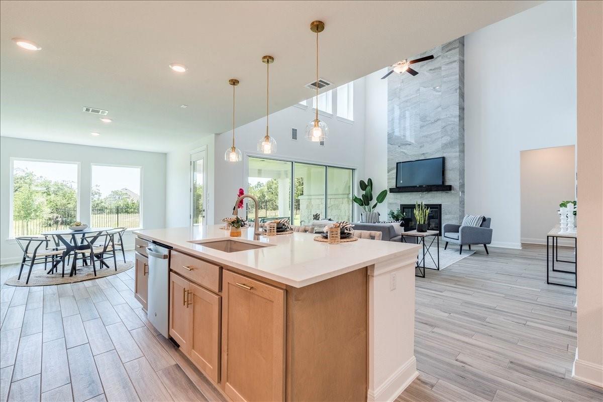 597 Pear Tree LN