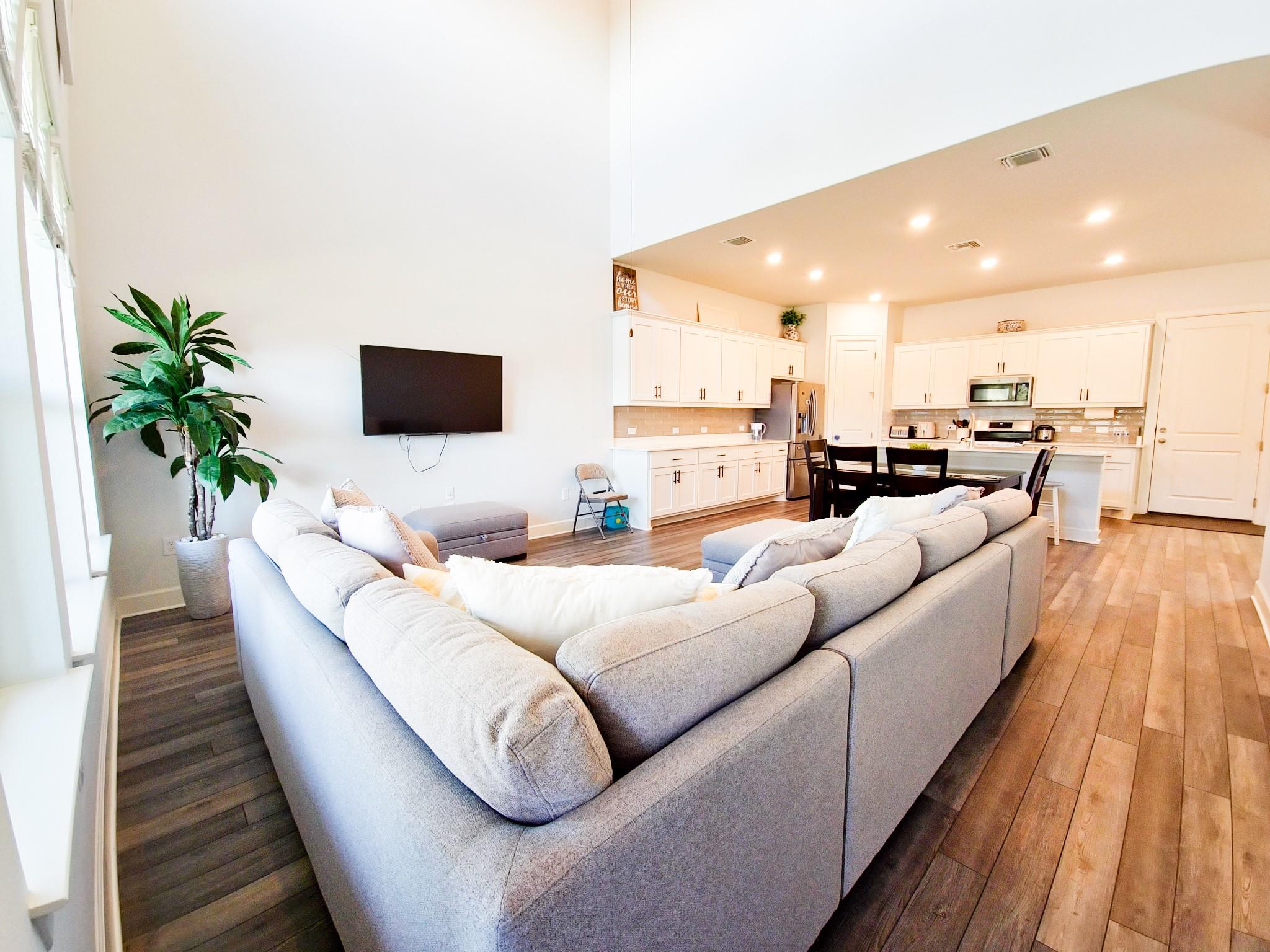 12612 Stanford DR # 7