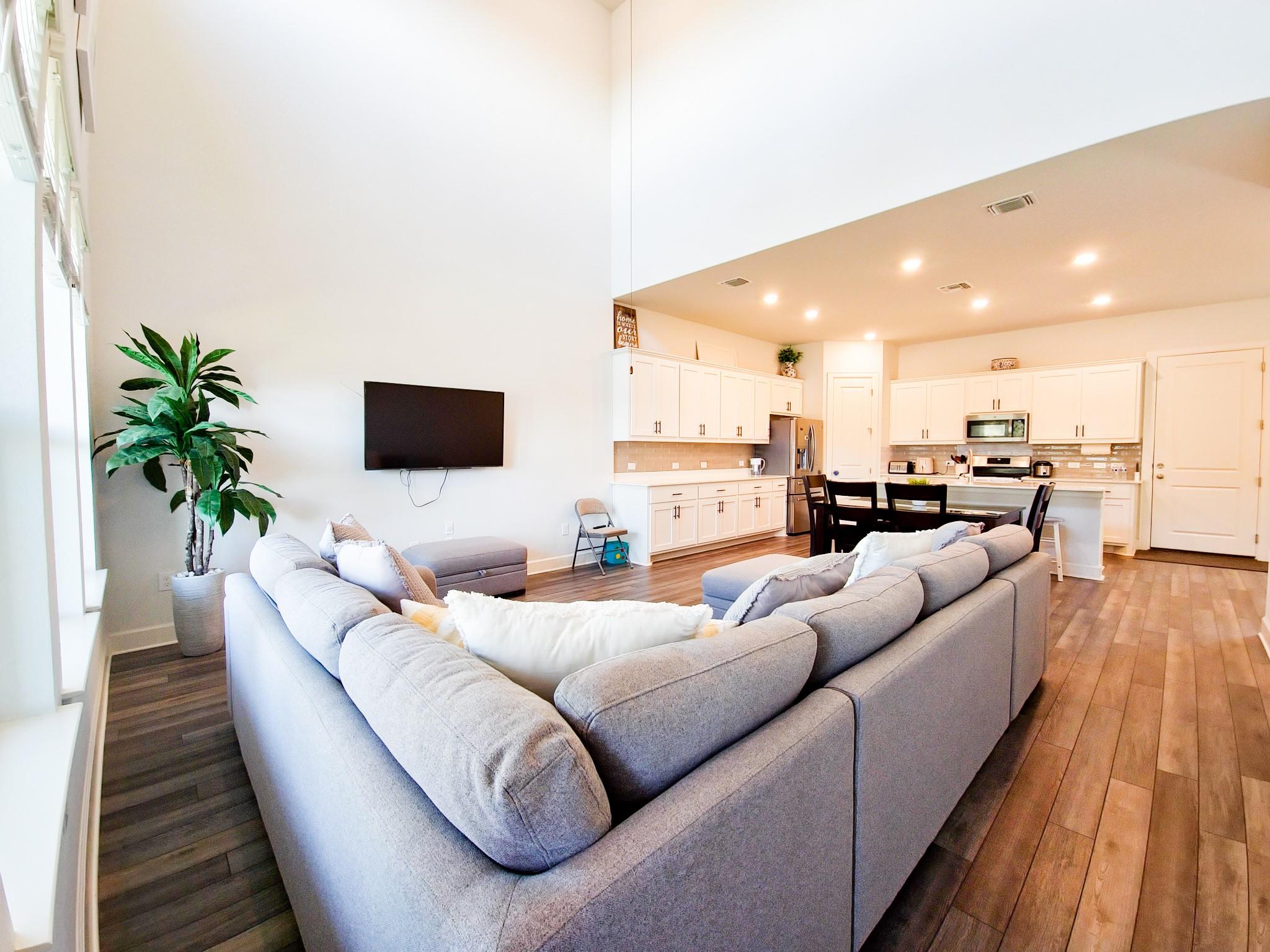 12612 Stanford DR # 7