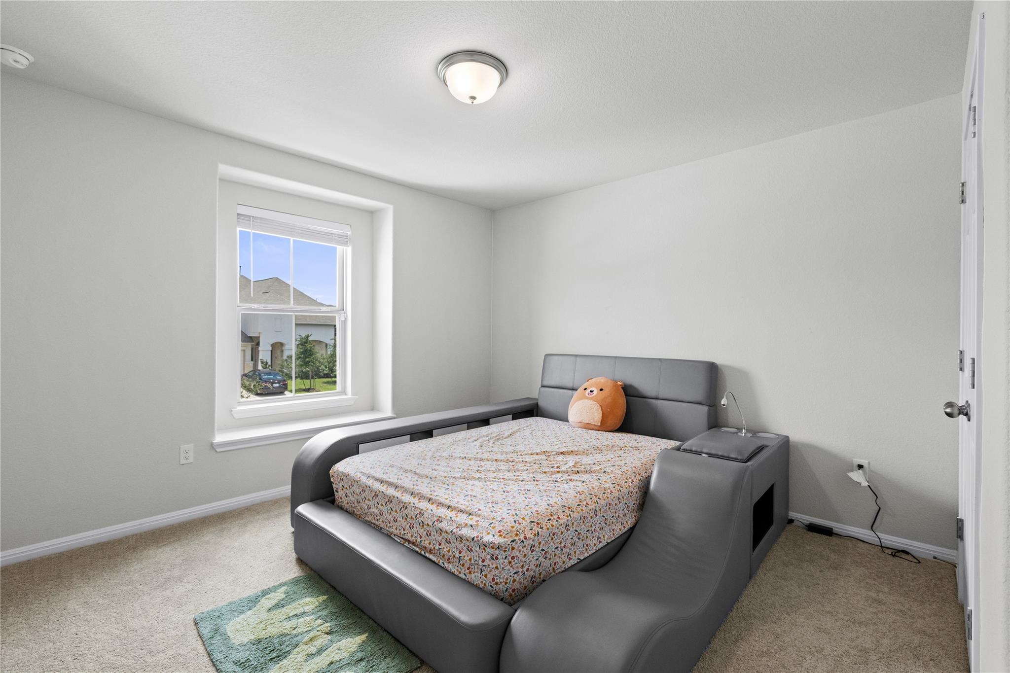 516 Arrowhead Vine ST