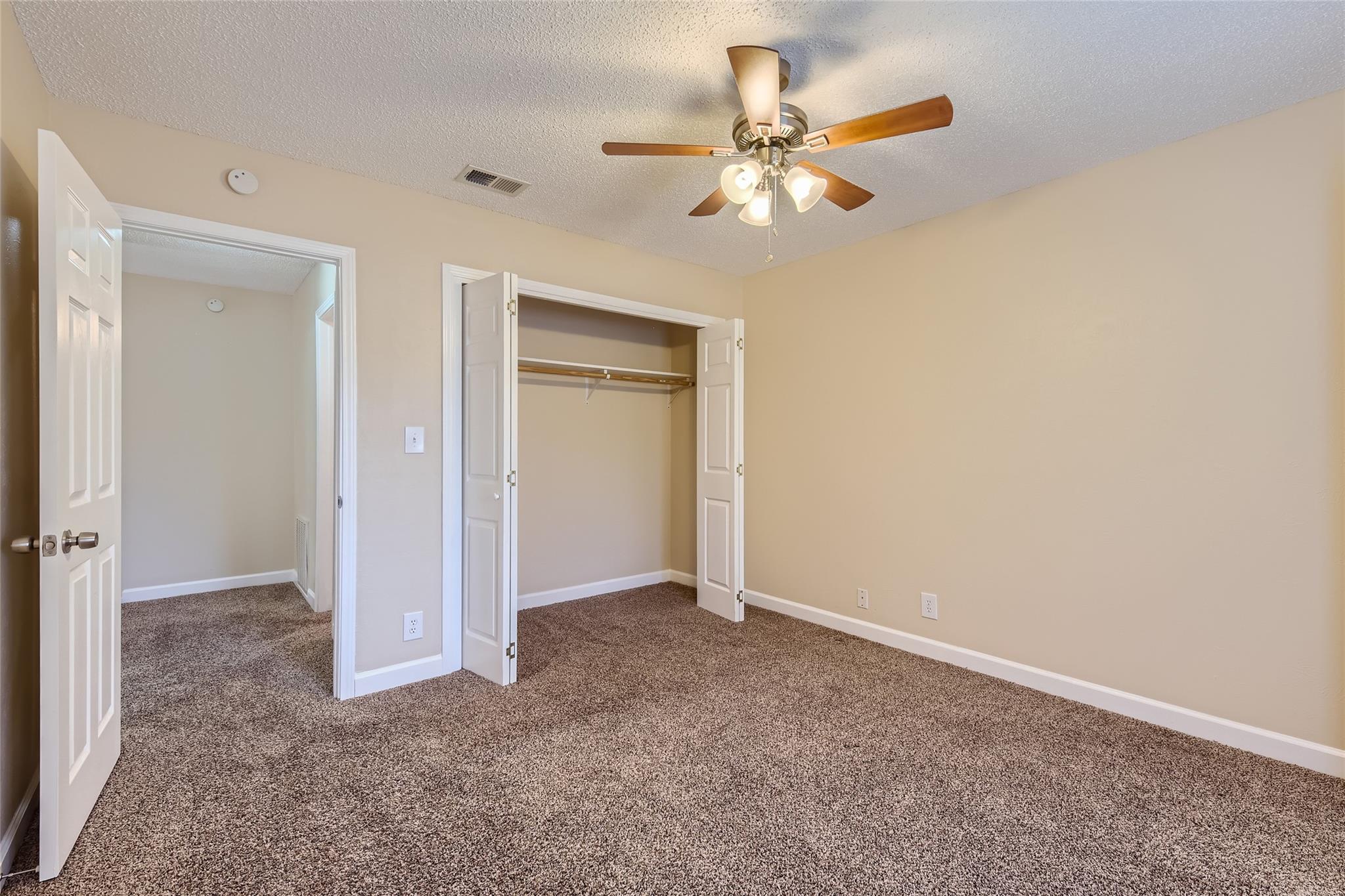 6718 Silvermine DR # 1203