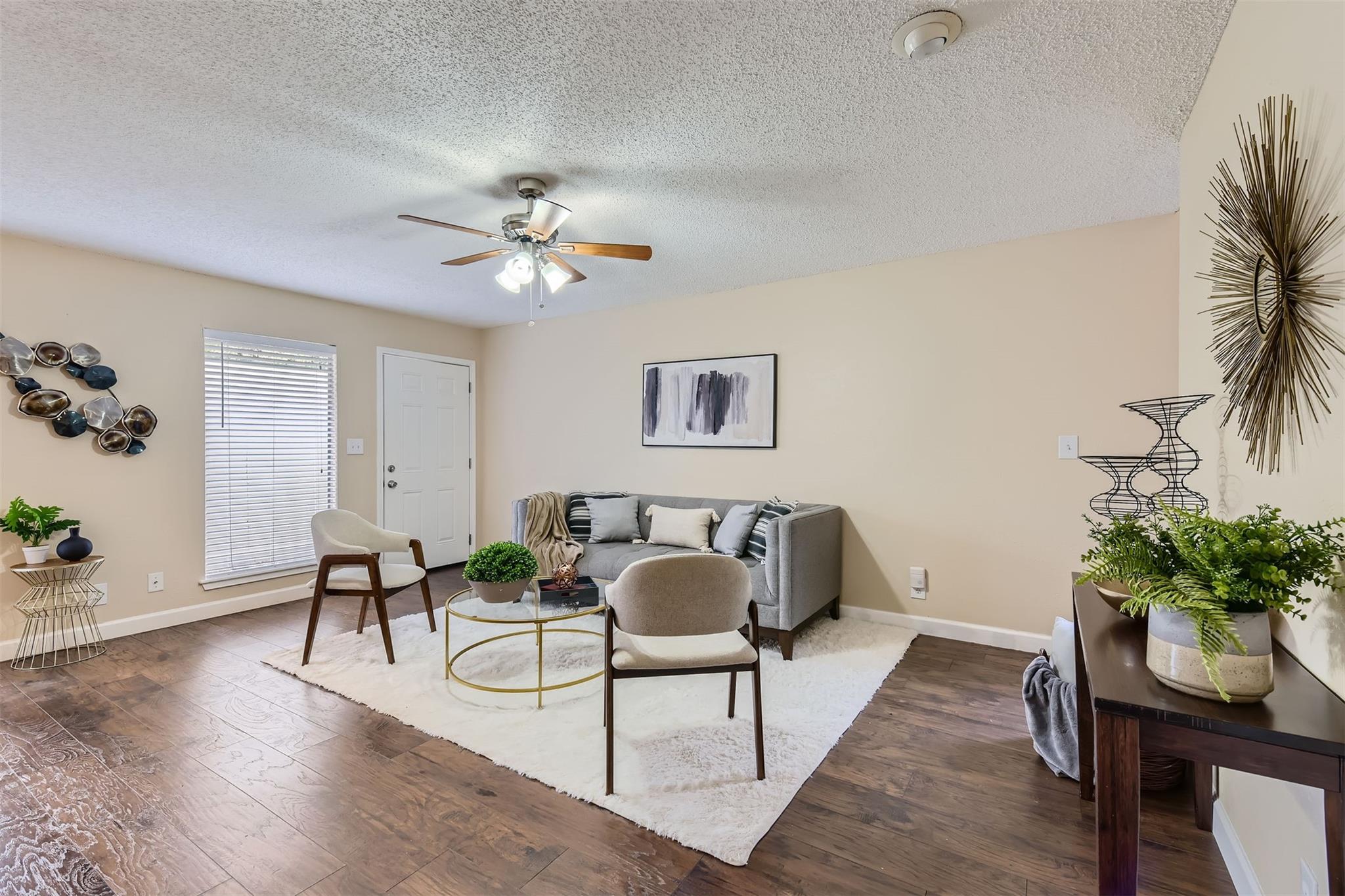 6718 Silvermine DR # 1203