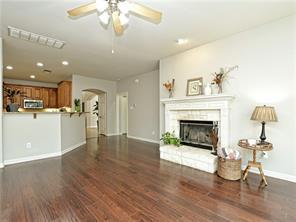 2737 Plantation DR