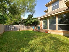 2737 Plantation DR
