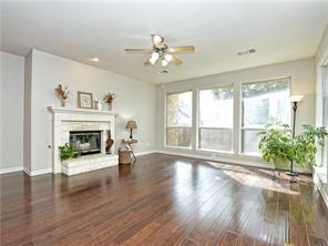 2737 Plantation DR