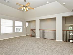 2737 Plantation DR
