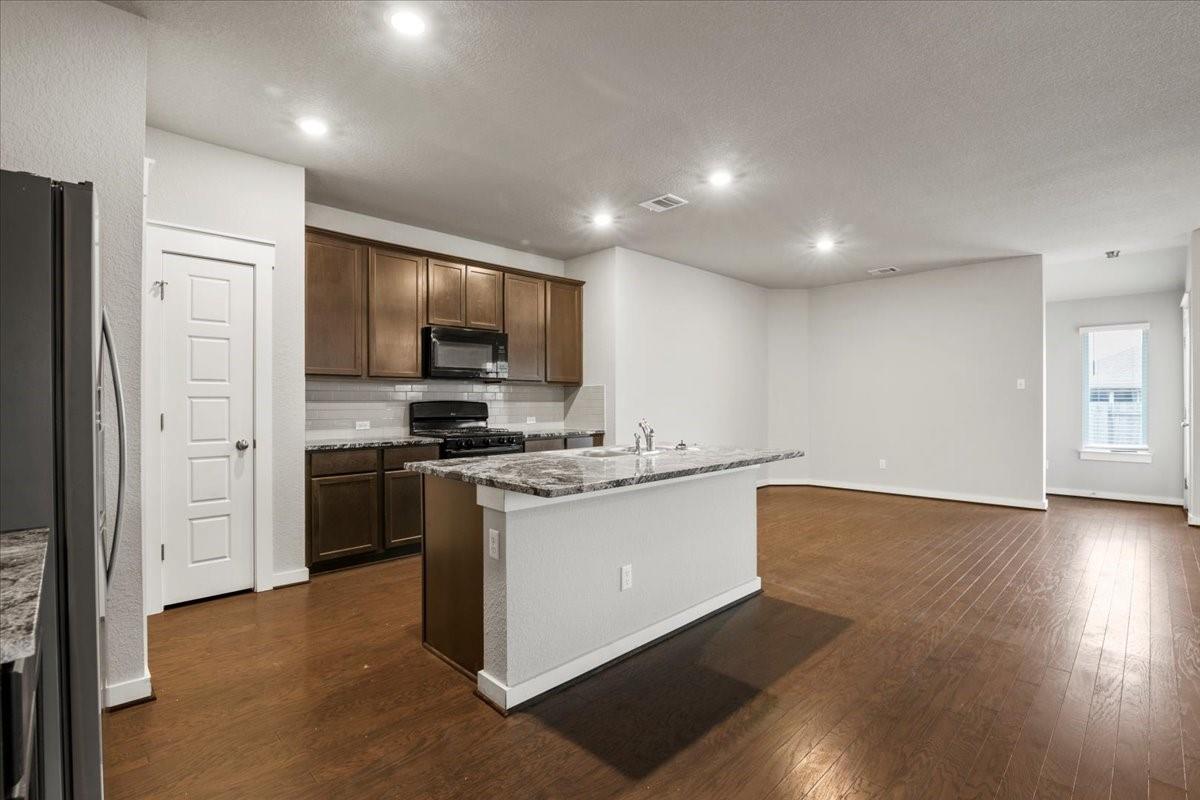 11817 Emerald Springs LN