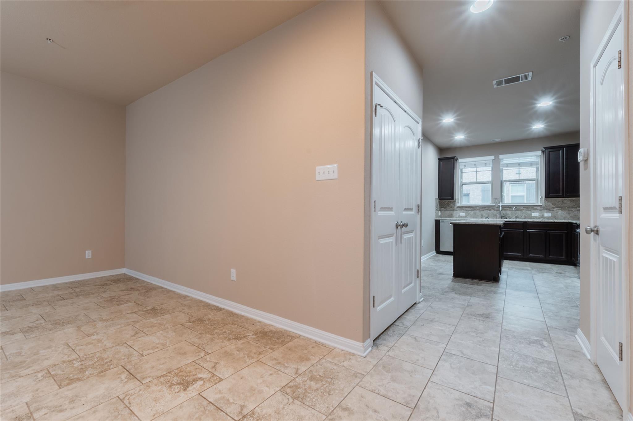 7220 Wyoming Springs DR # 203