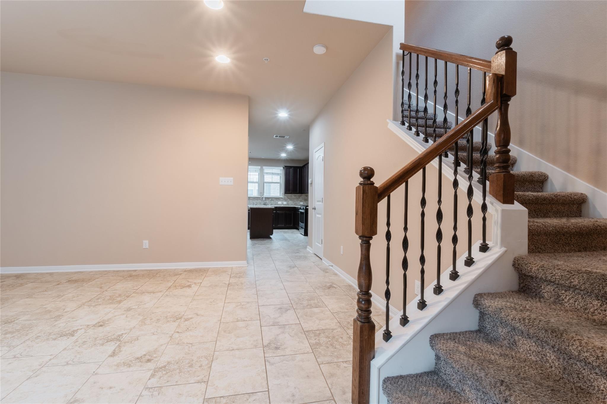 7220 Wyoming Springs DR # 203