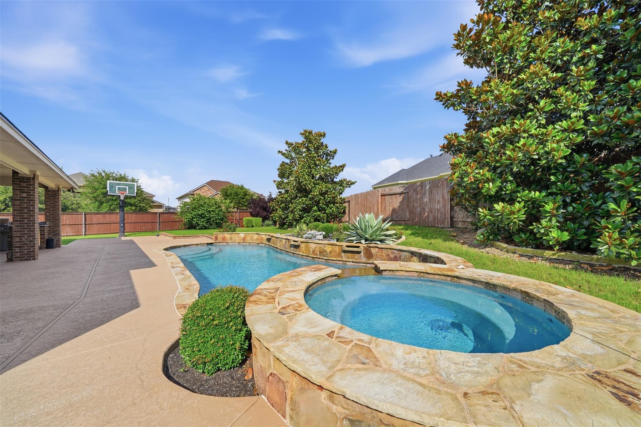 2229 Champions Corner DR