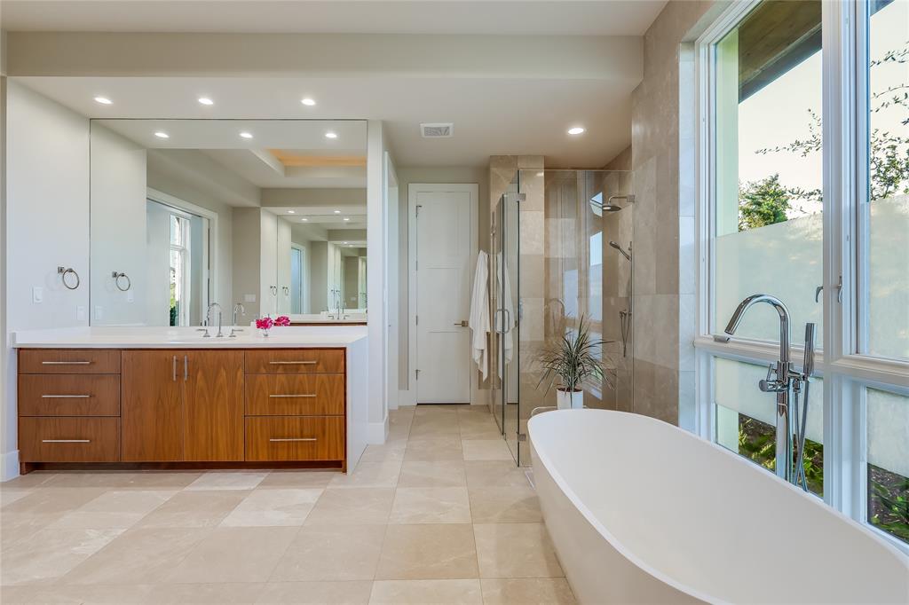 4901 Peralta LN