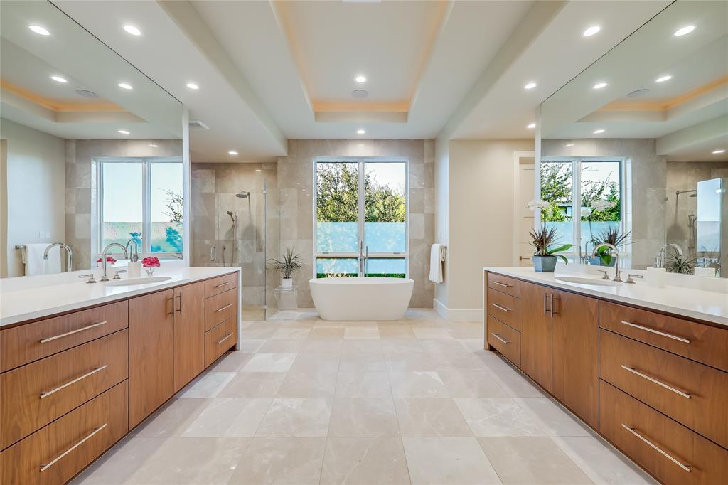 4901 Peralta LN